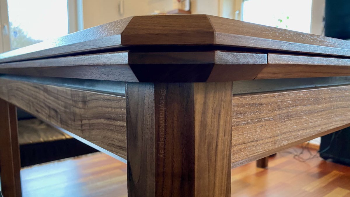 I liked the modular table from <a href="/WyrmwoodGaming/">Wyrmwood</a>, but the specs weren’t for me. So I designed a custom — size is 1.8x1.1m, cellar 1.6x0.9m, 3-part topper + LED💡. Build was done by a friend, who did a wonderful job! Accessories I'll do next weeks. #ttrpg #woodworking