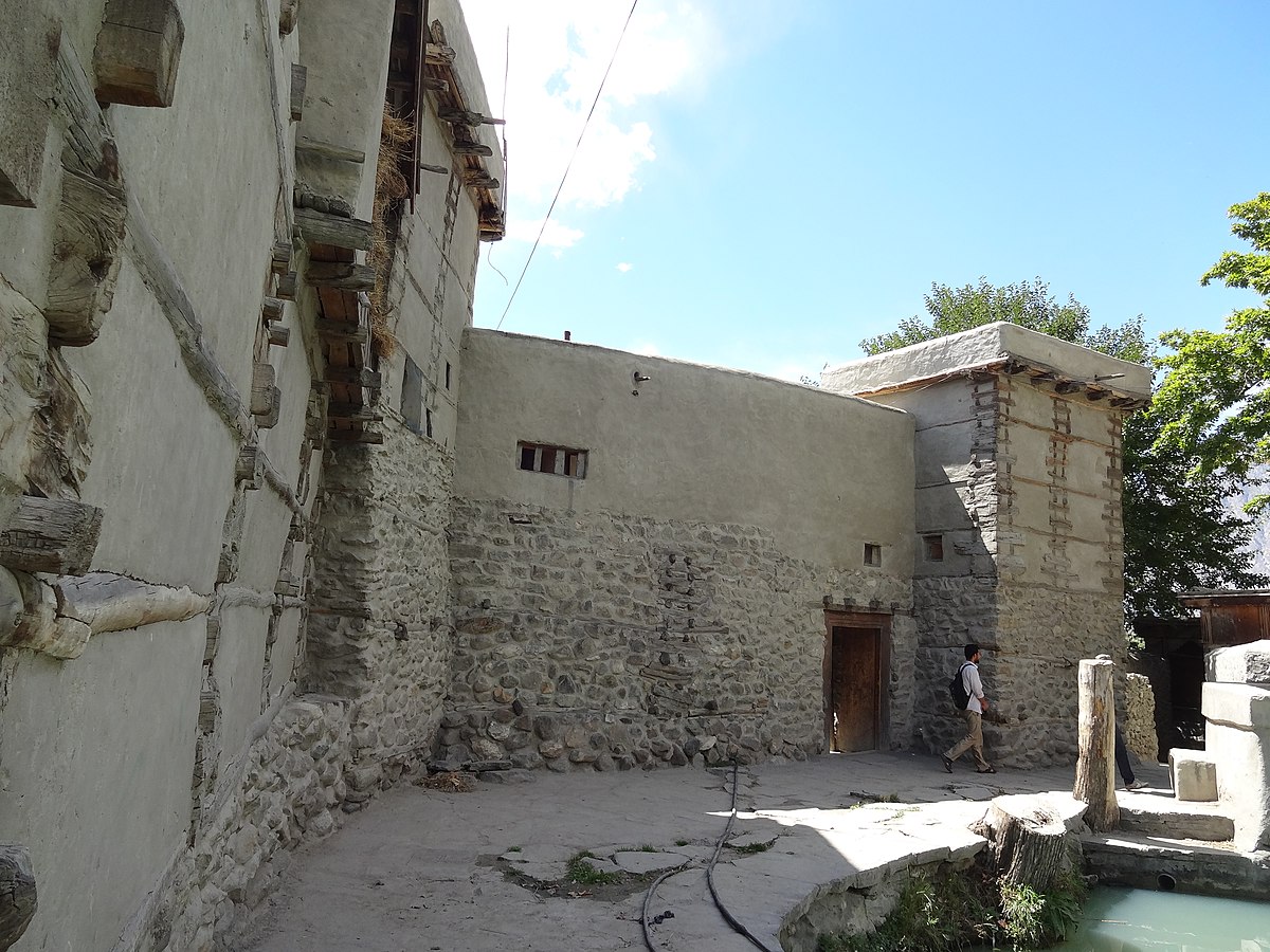 Ganish FortGanish is a the oldest surviving settlement in Gilgit-Baltistan.The village is surrounded by a wall with many watchtowers.