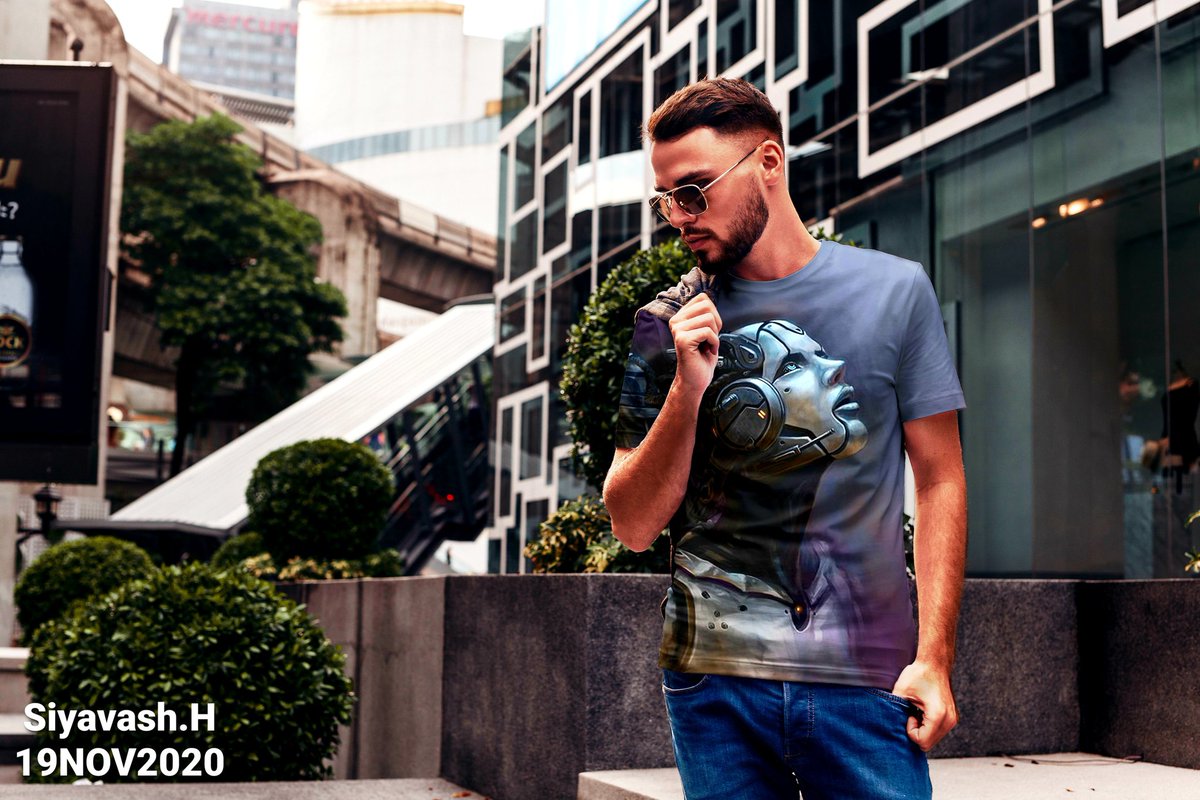 Siyavas70553344's tweet image. My work
Modeling photography and designing and printing on men's and women's clothing