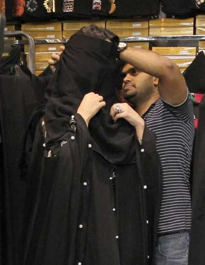 savvdi's tweet image. They really said girl we going to ✨islam✨