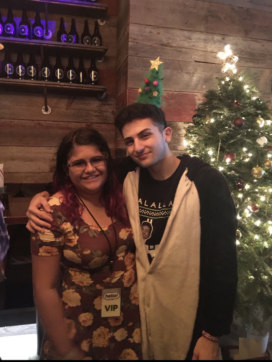 purplequeenM's tweet photo. Throwback to when I met Issa 5 years ago today still one of the best days of my life 😊 https://t.co/jIApVUlldt