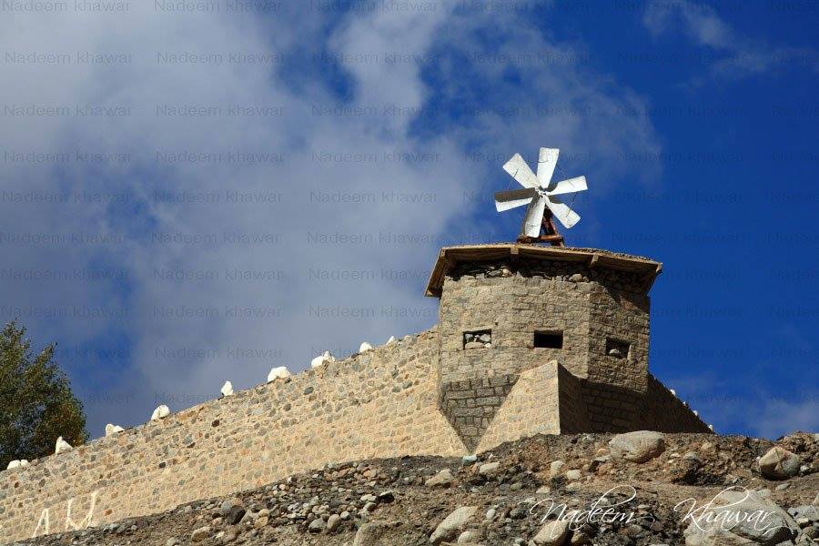 Kalam Darchi FortAnother British fort.It was constructed in the 1930s and is named after a local saint.