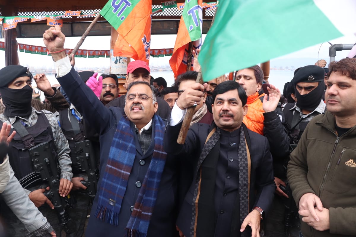 ShahnawazBJP's tweet photo. India's Tiranga as well as BJP's flag are fluttering across J&amp;K.
People of J&amp;K have faith in the development policies of PM @narendramodi &amp; are attending @BJP4JnK rallies in large numbers. https://t.co/ZISbnvpriK