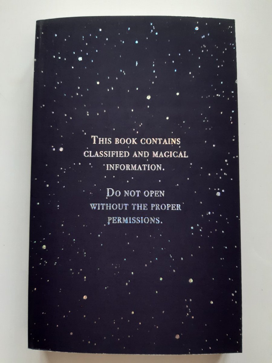 SabrinaAccalai's tweet photo. Amari and the Night Brothers by @bb_alston was just as magical as you'd expect from this fantastic proof!
#AmariPeters #NominationDetected
#Booktails #TheWriteReads #UltimateBlogTour
https://t.co/HjW32Gdu5n https://t.co/4DbuARcM6Z