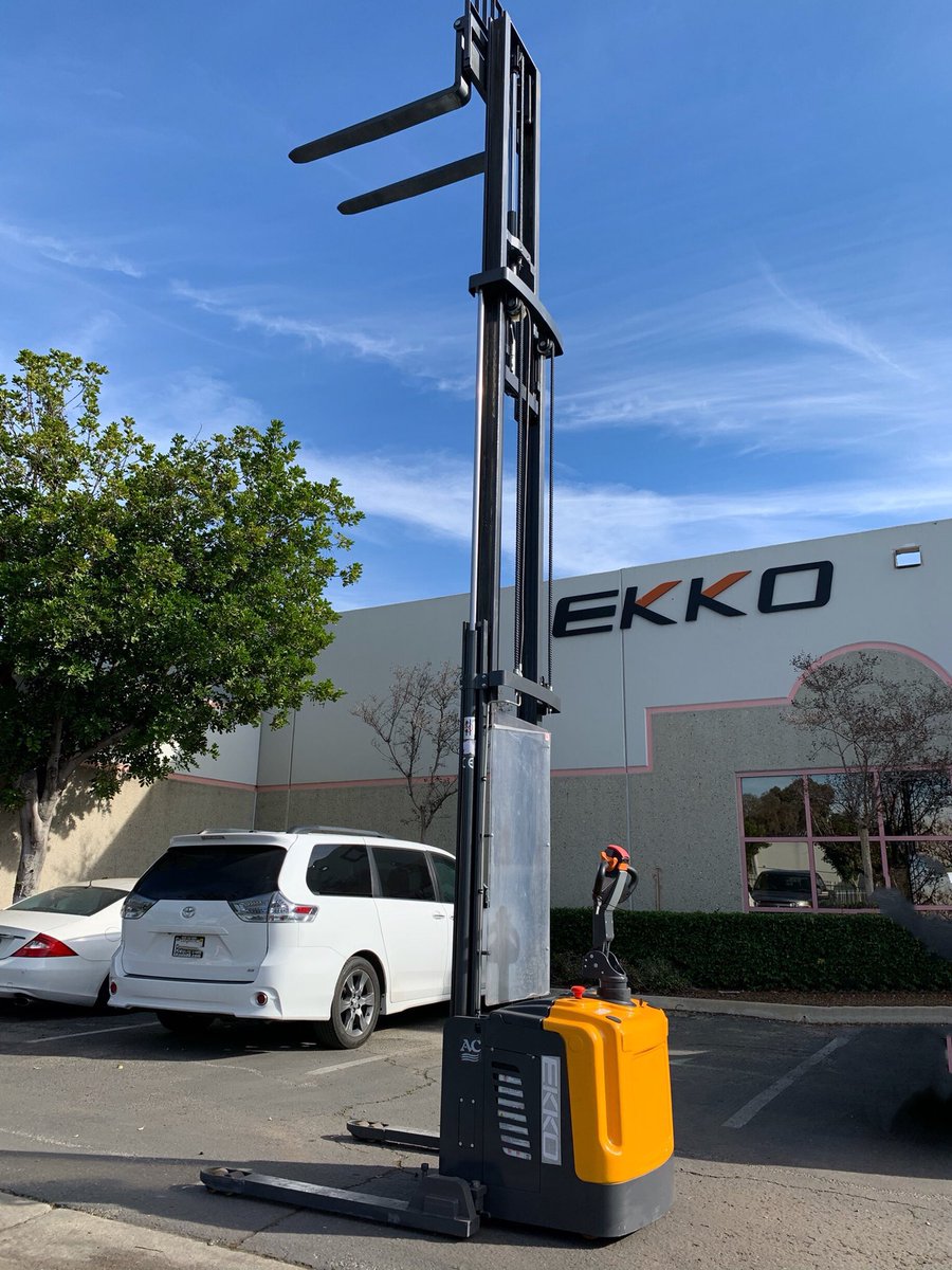 EKKOlifts's tweet photo. #EB16EA Series Full Electric Straddle Stacker. 4400lb, 216"Lift, Triple Mast, Free Lift, EPS, Curtis Controller, ZF Drive Motor. 877-232-6517 info@ekkolifts.com https://t.co/PlDF3kHlh4 #powerstacker #lifttrucks #lifttruck #EKKOLIFTS #forklifts #ElectricStraddleStacker #forklift https://t.co/jIdwIuZJpJ