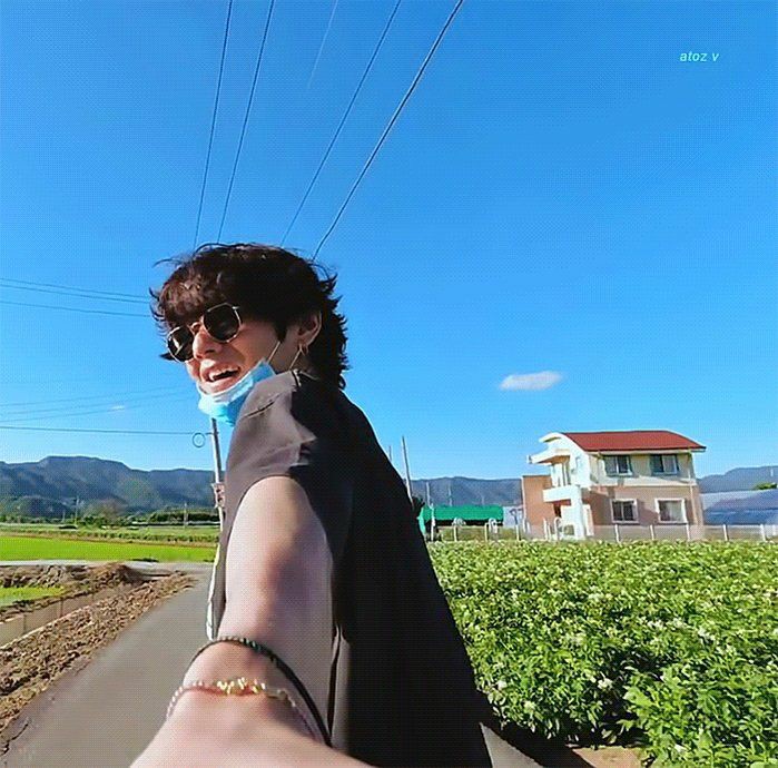  #TaylorSwift    #KIMTAEHYUNG