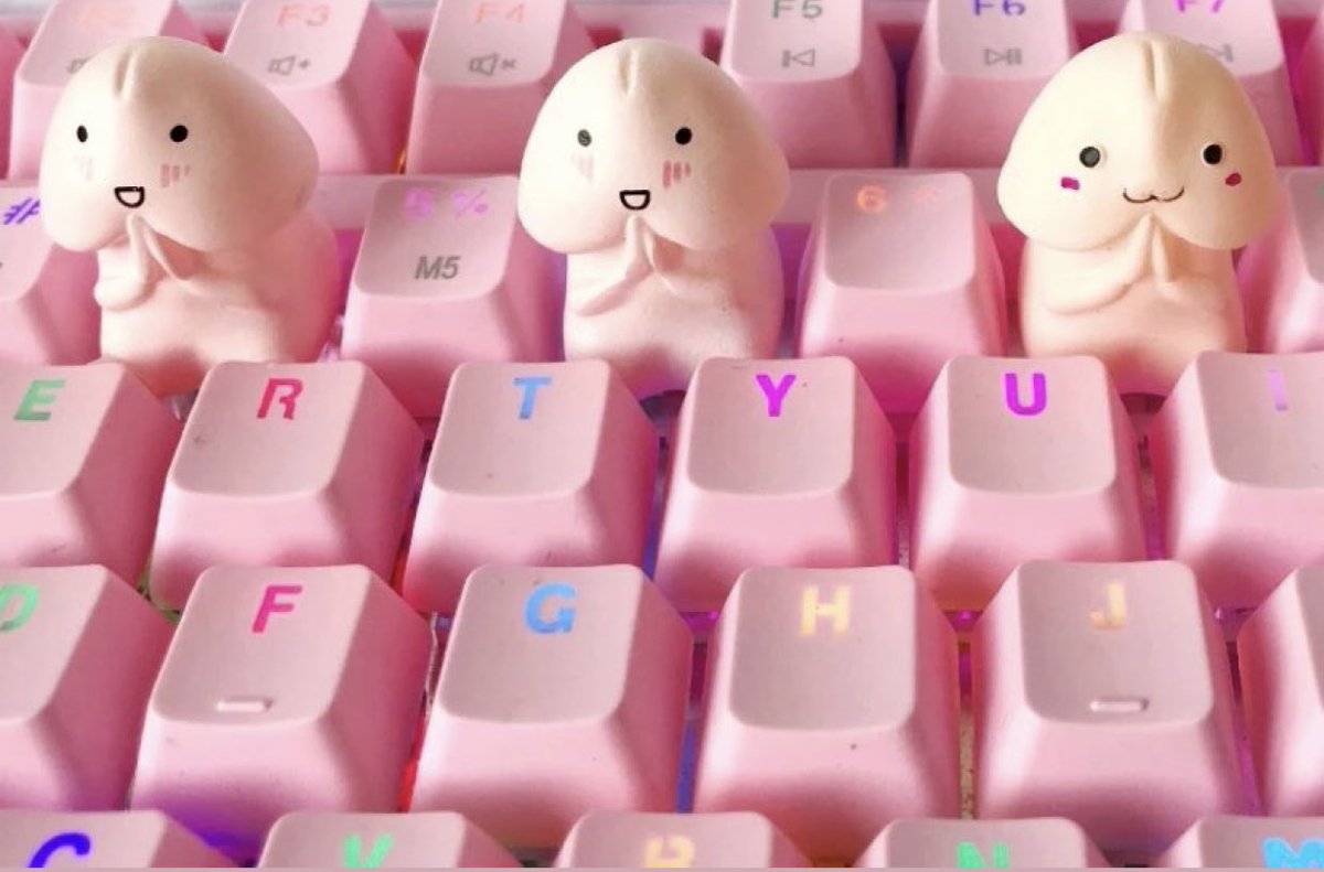 Productiecentrum Hoogland Gek Rhana på Twitter: "Going to replace all Niki's keyboard keys with little penis keyboard keys. https://t.co/XEMpnFE30t" / Twitter Productiecentrum Hoogland Gek Rhana på Twitter: "Going to replace all Niki's keyboard keys with little penis keyboard keys. https://t.co/XEMpnFE30t" / Twitter