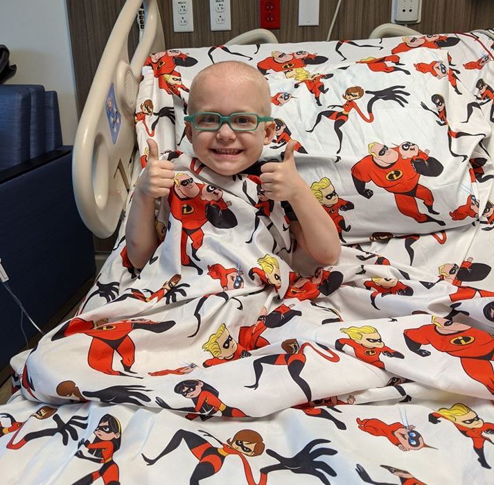 letshelpen's tweet photo. Nonprofit highlight: Sheets From Home. Based out of Carmel, Indiana, @SHEETSFROMHOME  brings smiles to children fighting cancer by transforming their hospital rooms with fun and colorful bed sheets that feel more like home. ⠀#giveasheet #pediatriccancer #generosity https://t.co/CymGOv72Mn