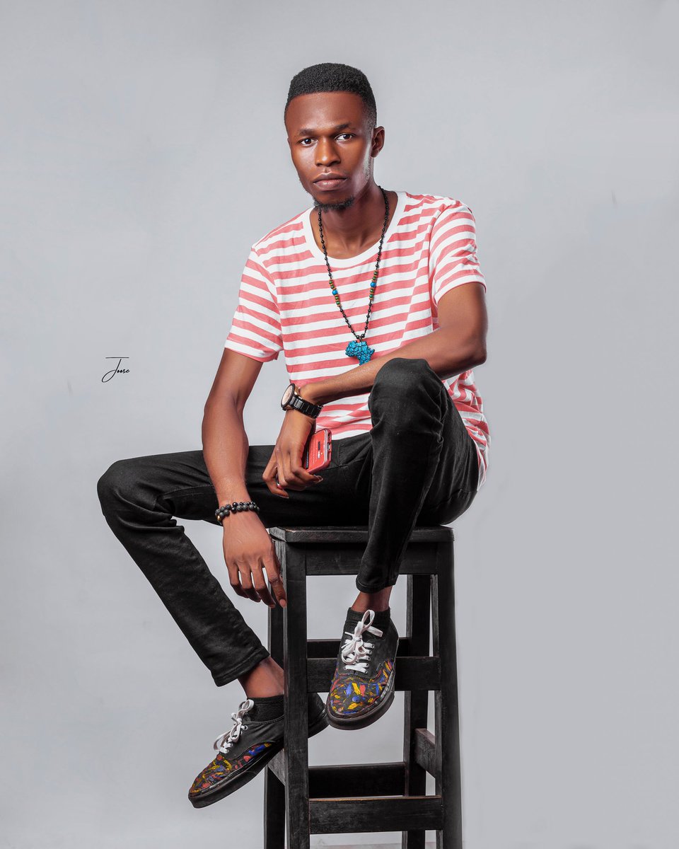 Black_artitude's tweet photo. I hope my rendition of @hotplatenaija makes you smile just the way the pictures made him smile.

#AshiSingh #AkınAkınoezue #EyeRed #ASAP4U #AndreeTurns18 #12DaysOfChristmasGiveaway #photooftheday #sundayvibes #December #davido #HumanRightsDay #lockdown #Strictly https://t.co/P4Fugey3W9