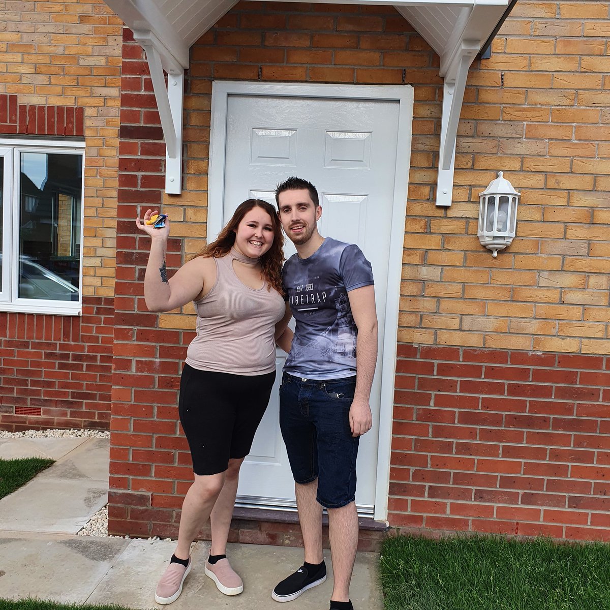 Steph_shipman94's tweet photo. The Best day of our lives!! 🥰💑🏡❤ #newhome #newbuild #firsttimehomebuyers #gleesonhomes #gleesoncommunity #ourforeverhome #renmore #love https://t.co/tigxcXP1QX