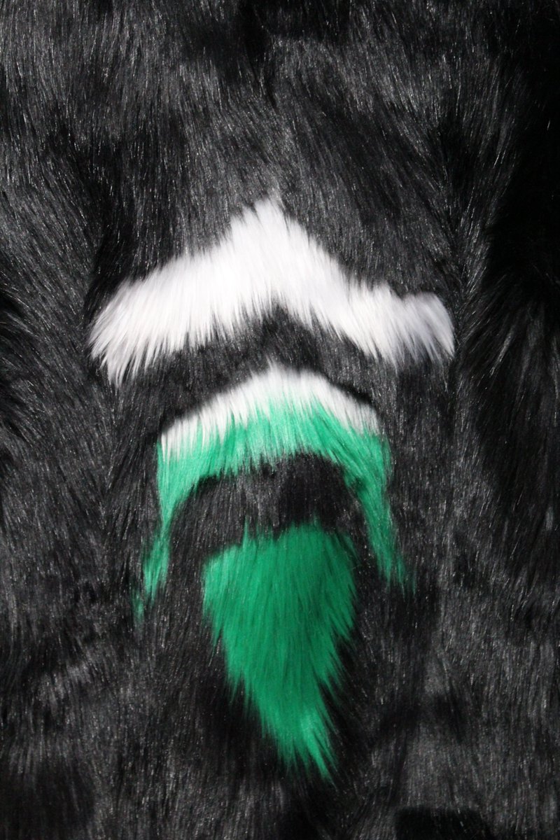 PlaidPawsMaus's tweet photo. Now presenting... Salus the Sergal! This was a bodysuit + parts commission. Each stripe was handsewn by yours truly! This features all kinds of fun things! More pictures to come! #SmallBusiness #smallmaker #SundayFunday #fursuitmaker #fursuit for @RaptorZeta https://t.co/ahrYIuwhmL