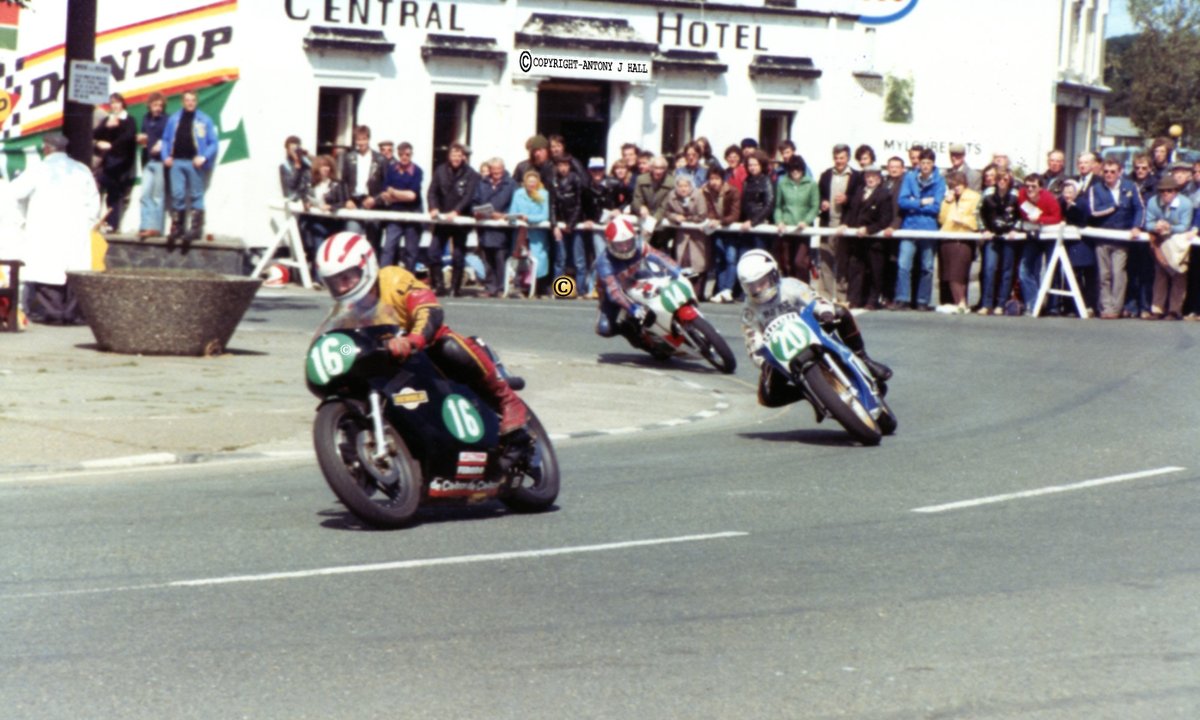 Con Law (16),Bob Jackson (20) and Tony Rutter (14) at Parliament Square during the 1981 Isle of Man Junior TT Race🏁🇮🇲
