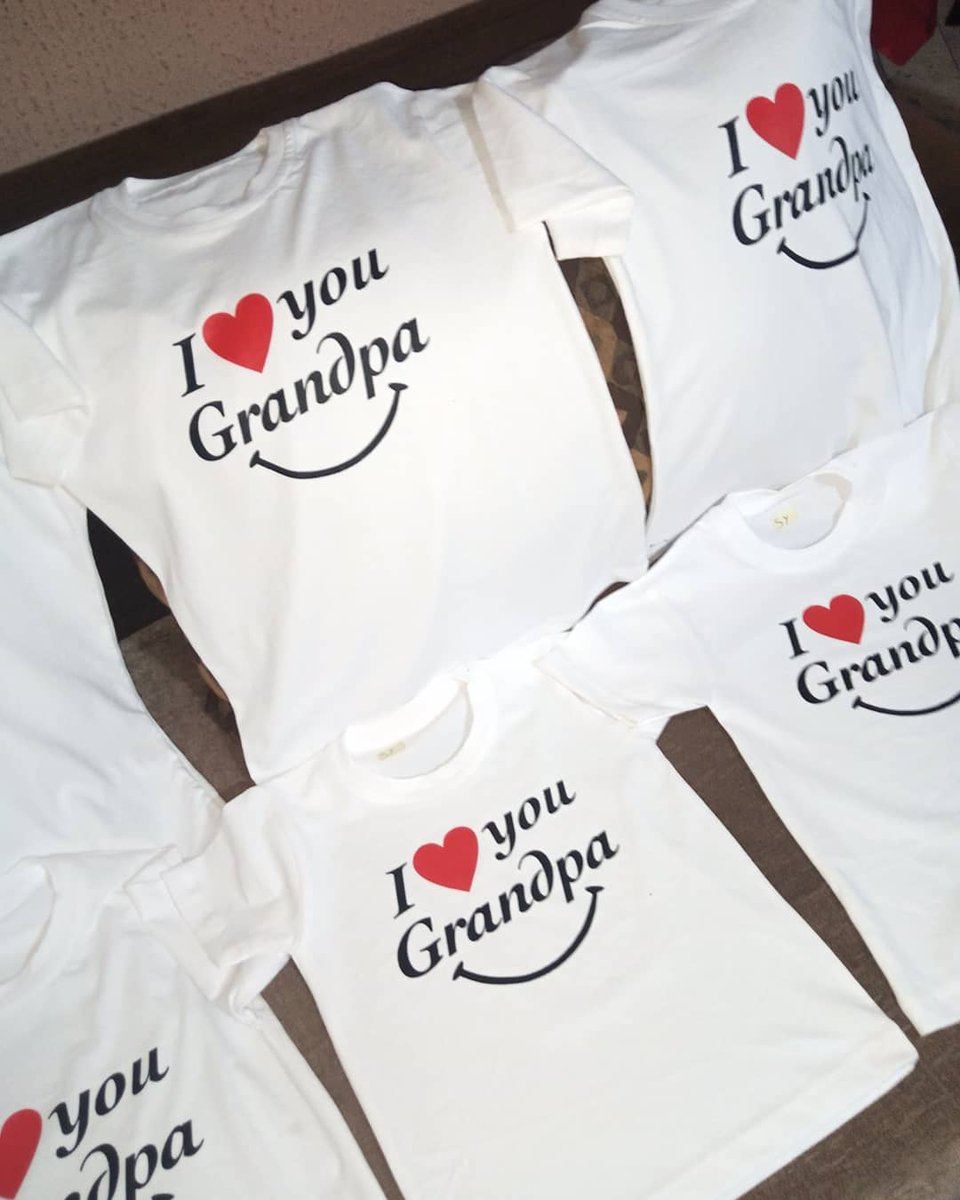 shirtcafeng's tweet photo. From design concept to actualization. Everything is about details. Material, Shirt sizes, Design, Ink and Placement
#shirtcafe #shirtprinting #shirtprintinglagos #shirtcustomization #tshirtprinting #ArtistOnTwitter #tees #lekki #abuja #North #Arewa #printingnigeria https://t.co/A5qXPuEkVH