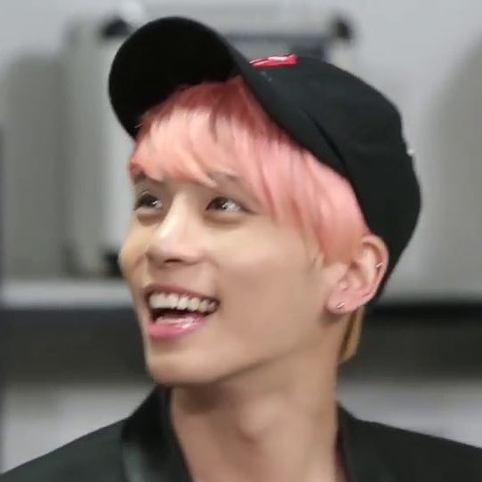 jjongieluvrs's tweet photo. 💗💗💗
daily reminder that jonghyun loves you!! <3 https://t.co/JNjmXkmgF9