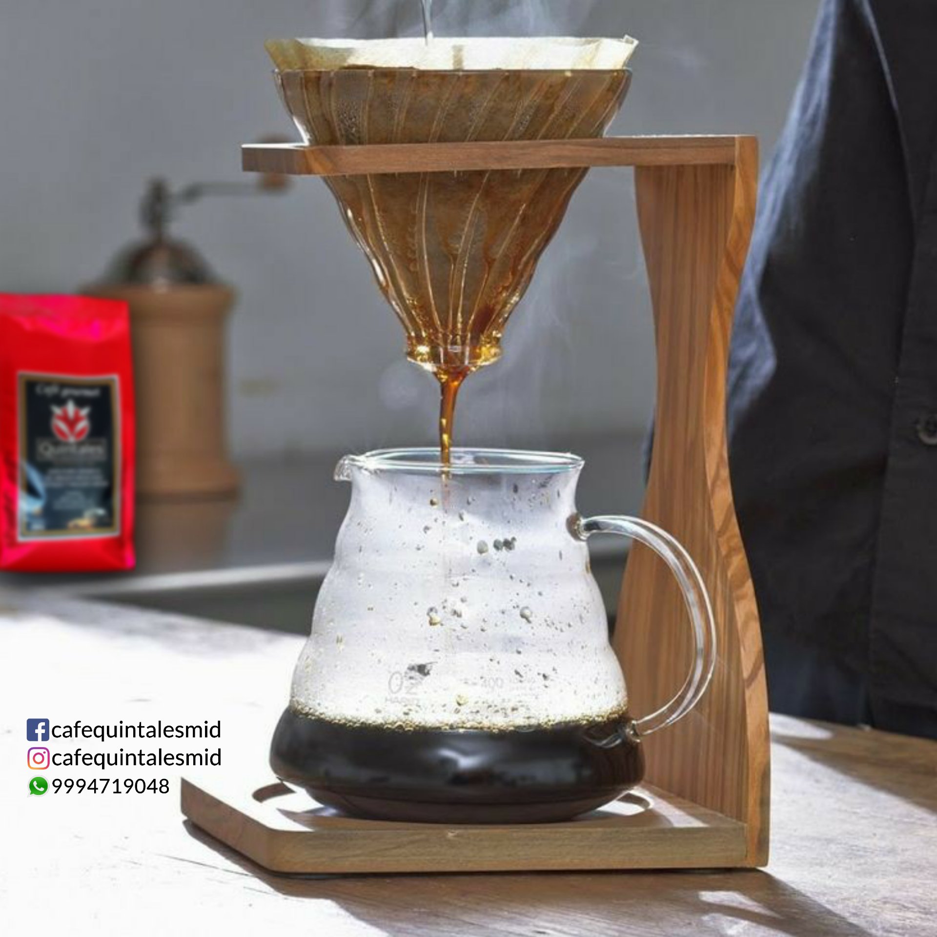 Cafe Quintales on X Buenos dias Conocen el chorreador de cafe Un chorreador es un aparato para preparar cafe usado en Costa Rica en el cual se filtra agua caliente a traves de