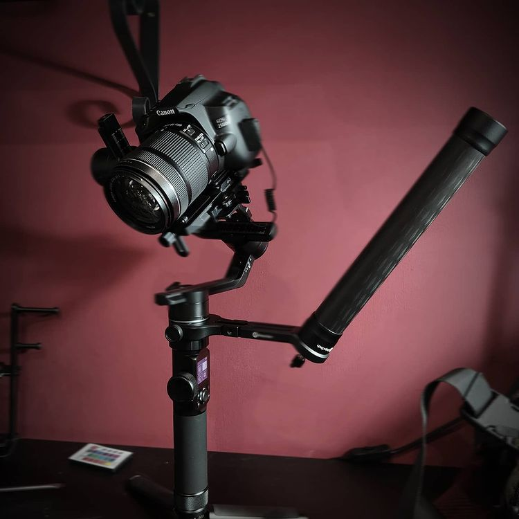 Pedazo de estabilizador nos hemos pillado. Los vídeos del próximo disco van a quedar espectaculares.