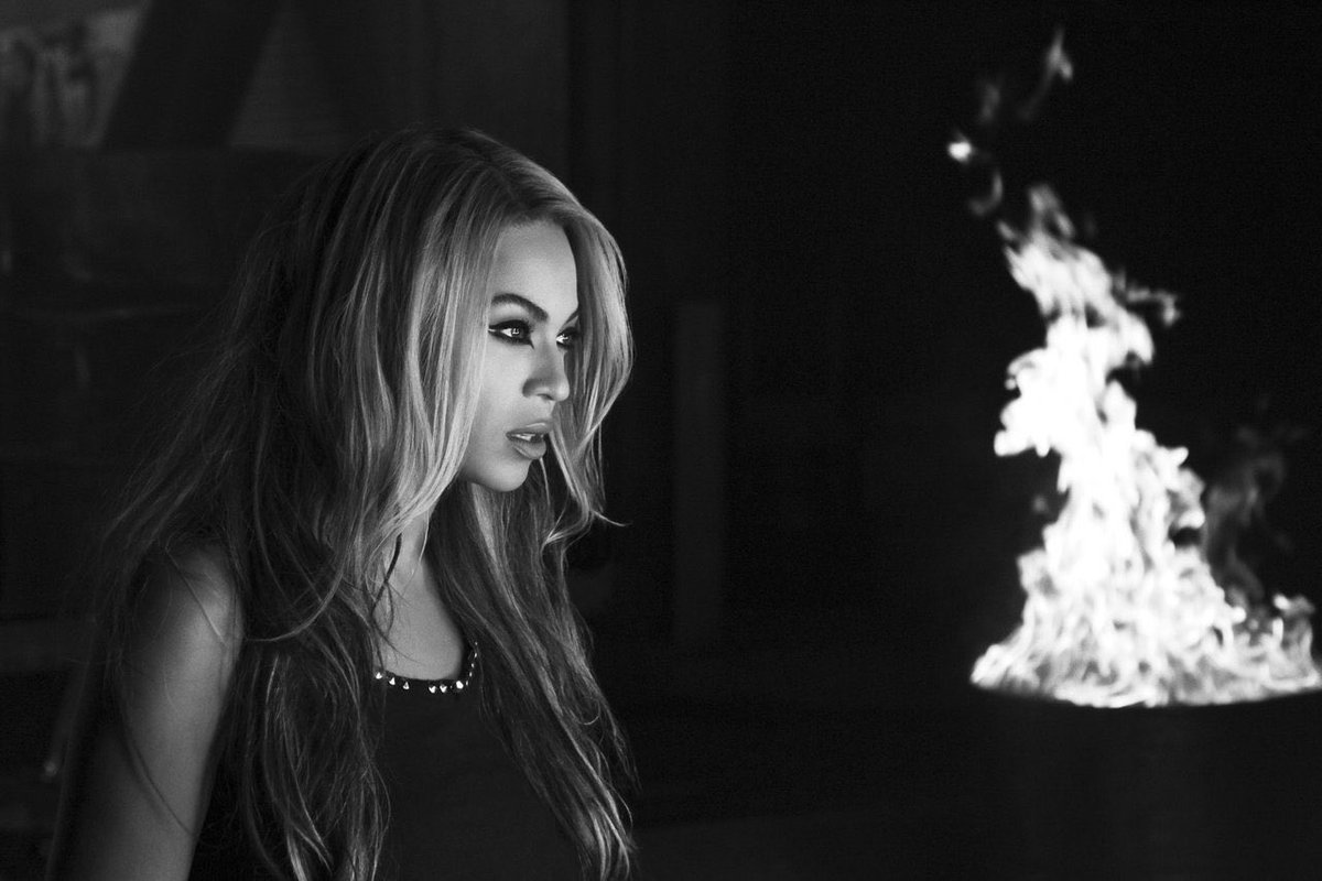 This effect is even seen till today as Friday is regarded as new music day world wide and this is credited to Beyoncé’s risky move by initiating this change