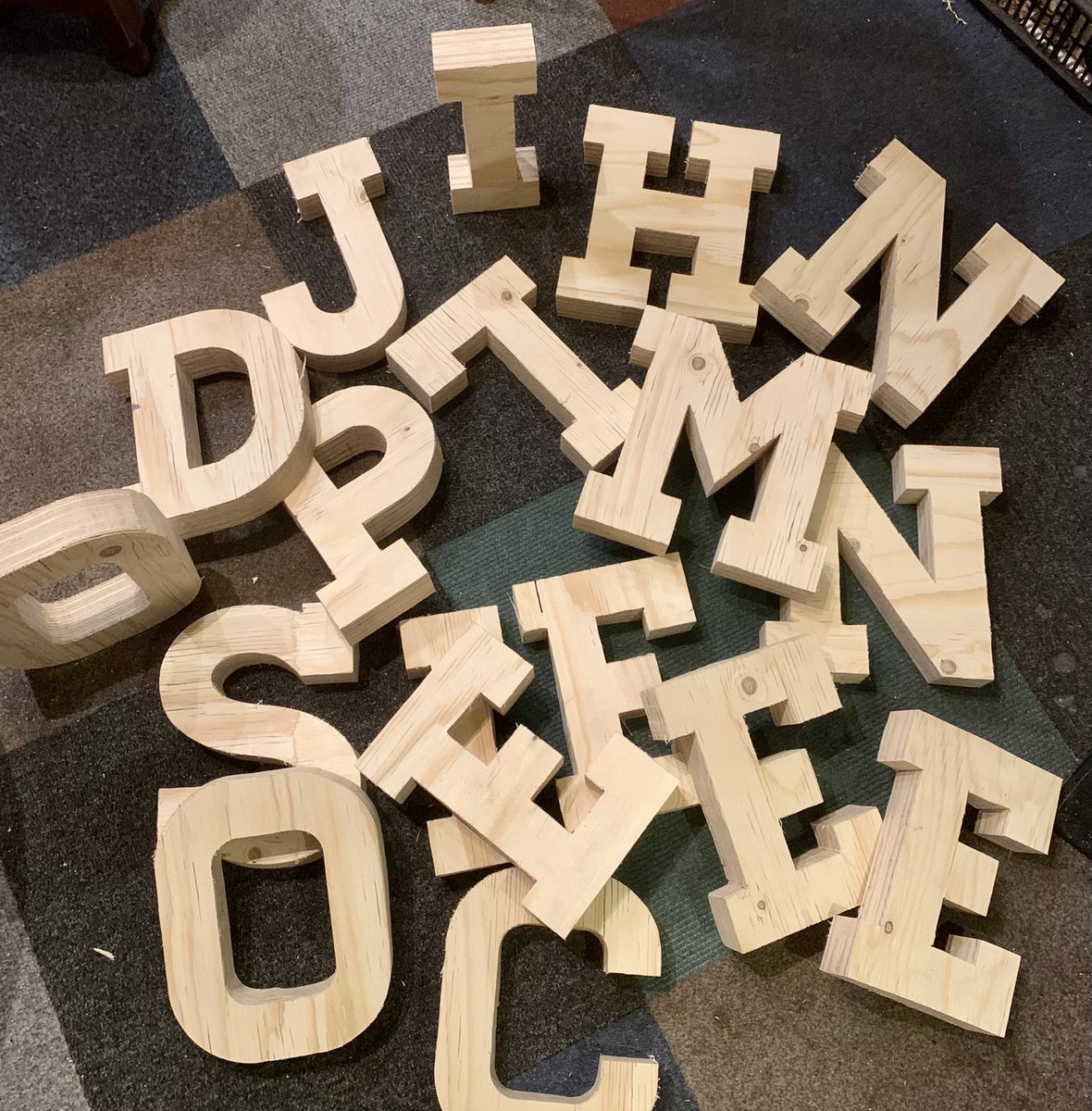 MadeByOutlaw's tweet photo. £7.50 each... 10” high 2” thick https://t.co/BCCenMHvPE