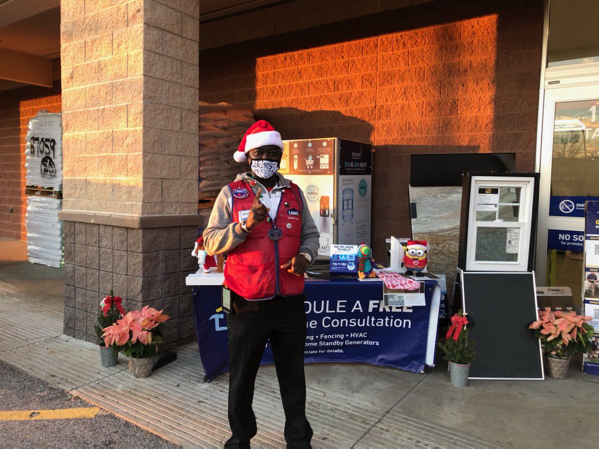 Buba shining at the lead table! 11 so far!!! <a href="/team2995/">Team2995</a> <a href="/GlennRey10/">Glenn Rey</a> @LauraG813R1 <a href="/BubaR9/">Buba</a> <a href="/BenitoKomadina/">Benito.Komadina@Lowes</a> <a href="/BlueBoxR1/">@BlueBoxR1</a>