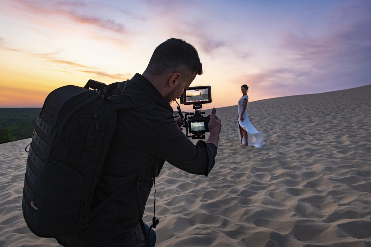 #CreateYourLight při #ShootingWeddingLight! Na našem FB na vás čekají další tipy od tvůrce L'œil dans la boîte! 💛