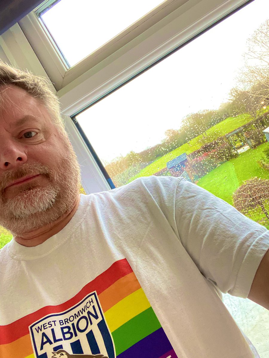 WBALGBT's tweet photo. ππ
Congratulations to our Proud Baggies members Scott, Helen, Neil, Eve & Rachel who all completed todayβs @PrideSportsUK #FestivePrideRun for @Genderintell.
#WBA | #PrideSports https://t.co/srJy2rnxeQ