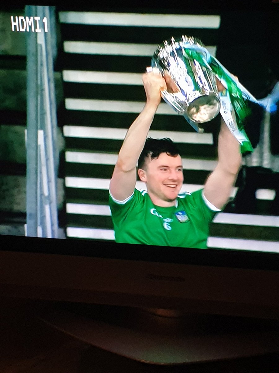 Vision2Optician's tweet image. #LuimneachAbú #allirelandfinal @Vision2Optician
