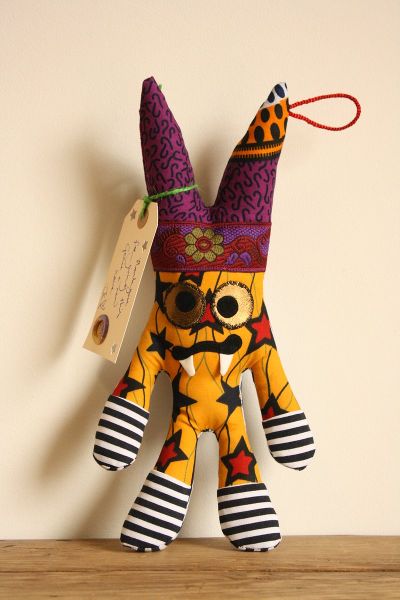 missJchan's tweet photo. Check out my Etsy store - JCMAKER - one off, handmade little Genie Monsters, Just in time for Crimbo!!
https://t.co/PelzxGe2Og

Find me on INSTAGRAM - @JCMAKER_ https://t.co/BvsQPLc1SK