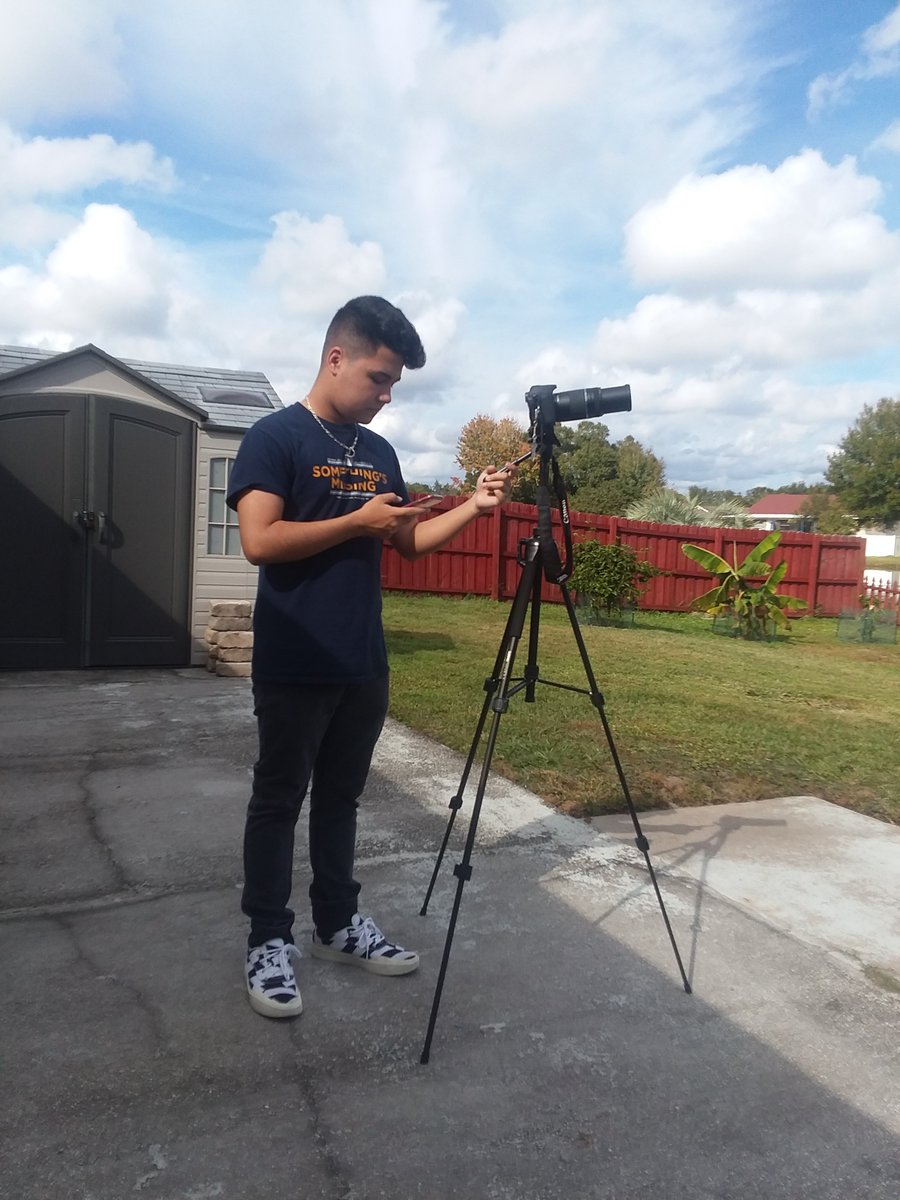 RodilCrypto's tweet image. We looking at #SpaceX launch of mission7 today. Beautiful day here in Kissimmee. Spectacular view. #Bitcoin @DanielaSuarez03 @Mariafer2404 $SIRI #NASDAQ100