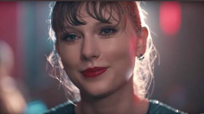 tracklist's tweet photo. Reputation (2017) https://t.co/oCuPugszJm