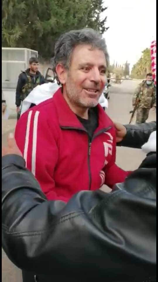 fattumabdulfat1's tweet photo. ابراهيم عبدالله الزوباني من بلدة المزيريب 
 حراً من مسالخ الأسد البشرية بعد اعتقال دام لمدة 9 سنوات .

مبروك الحرية
#بدنا_البقية
#سوريا
#الثورة_مستمرة
 #DetaineesFirst #المعتقلون_أولا 
#fsg https://t.co/cZkcqVZHQ2