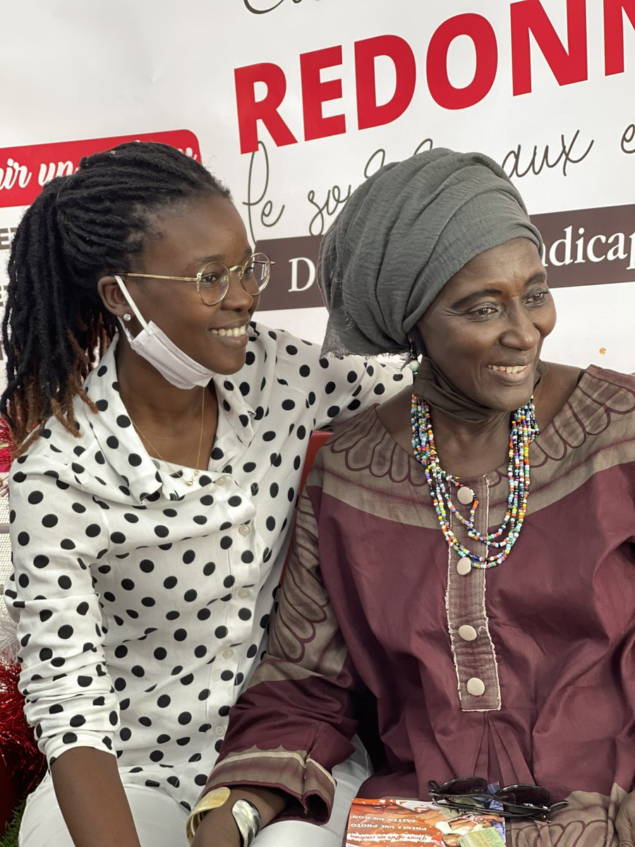 sophiagueye2's tweet image. Je suis convaincu que la journée d’aujourd’hui vas très bien passé in sha allah ❤️ maman anta mbow ❤️ à auchan 
Deuxième jour collecte de jouets ❤️