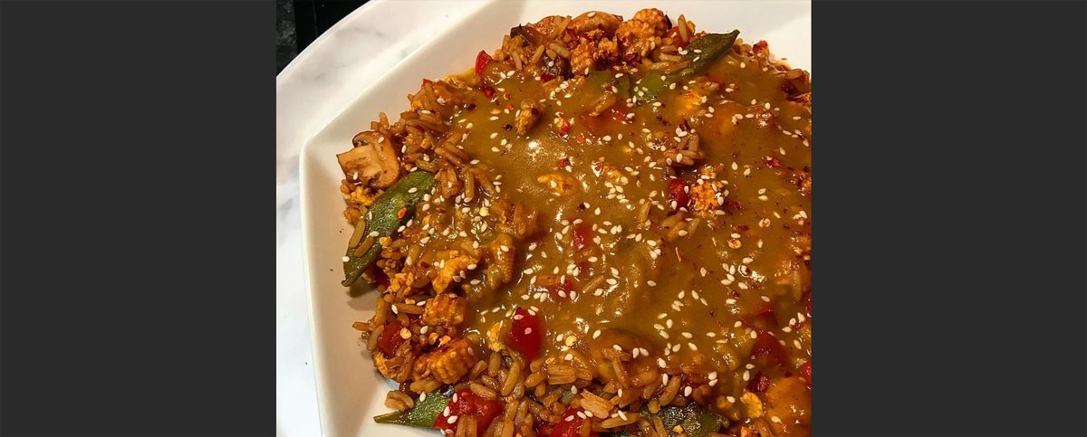 😍 Special Egg Fried Rice &amp; Curry Sauce by Sian Hale 😍

This tasty fakeaway tea comes courtesy of @whatsianeats_sw, simple and perfect for slimming group members. Made with our Mayflower Medium Curry Sauce Mix.

mayflower.co.uk/recipes/recipe…

#slimmingworld #recipe #fakeaway