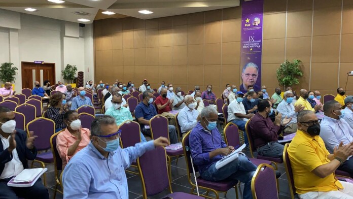 pldaldiasecom's tweet photo. En todos los municipios del país reportan reuniones de dirigencia del PLD

Los Comités Municipales, de Circunscripciones y de Seccionales del Partido de la Liberación Dominicana (#PLD) 

 https://t.co/tXXN98orpr https://t.co/M4UKjtCWAR