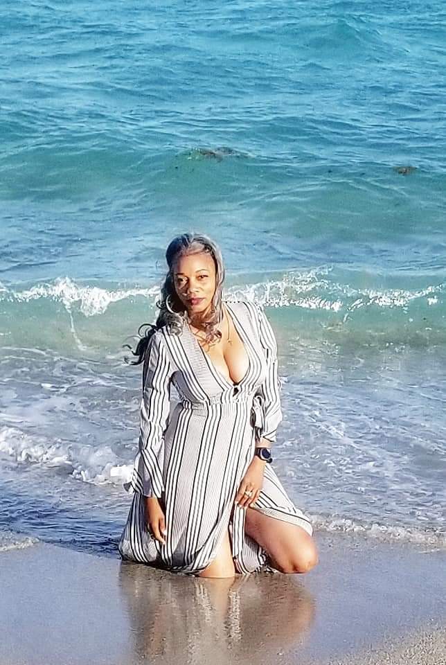 NoraPotts73's tweet photo. “Wherever you go, no matter what the weather, always bring your own sunshine.”
For this reason alone I can't imagine leaving Florida!
#aBeautifulMind #ABeautifulSoul #iamnora #NoraPotts #instagood #silverhair #RightLightForASelfie #ABeautifulYou #florida #beach #photooftheday https://t.co/8EMl5X4ueA