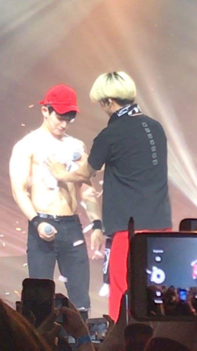  #WONHO  #MINHYUK  #원호  #민혁  @OfficialMonstaX  @official__wonho