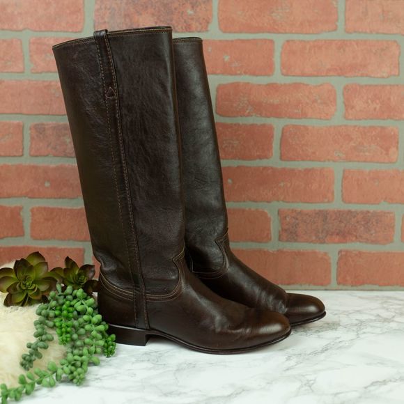 treccs's tweet image. So good I had to share! Check out all the items I'm loving on @Poshmarkapp #poshmark #fashion #style #shopmycloset #colehaan #justinboots #converse: posh.mk/o7WzNnkaccb