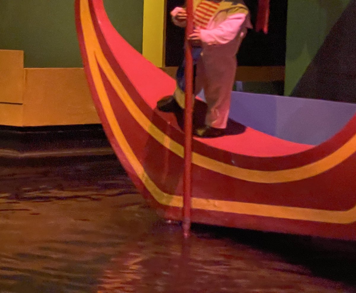 THEY CLEANED THE GONDOLA 👏