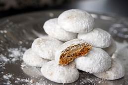 I am snarfing down pfeffernusse cookies
#christmasfood