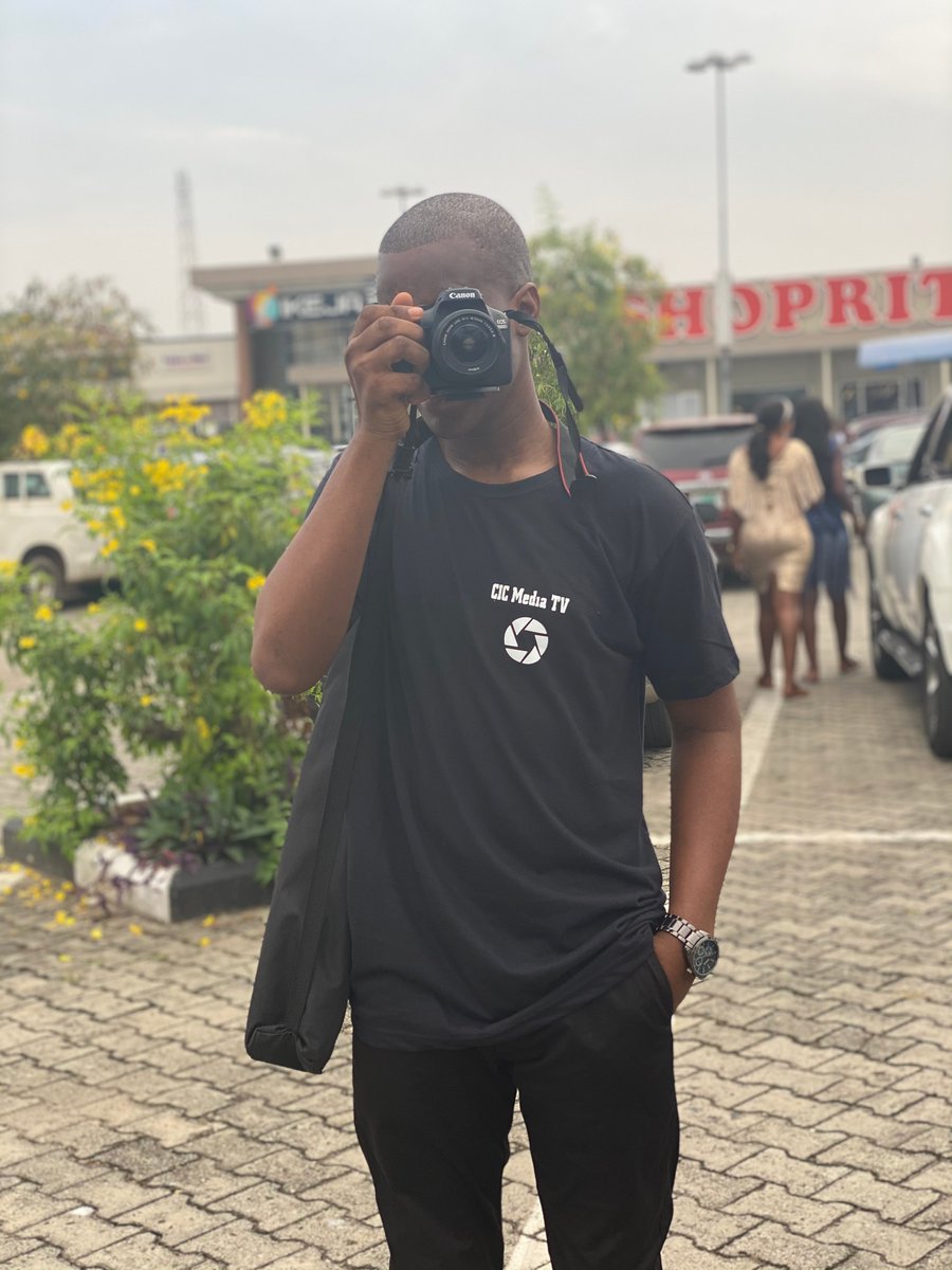 eni4sure's tweet photo. Doing the Lord's work @CICMediaTV 
☺️🤩🤩

#leader #media #crew #cicmediatv https://t.co/niHpxnyiJK