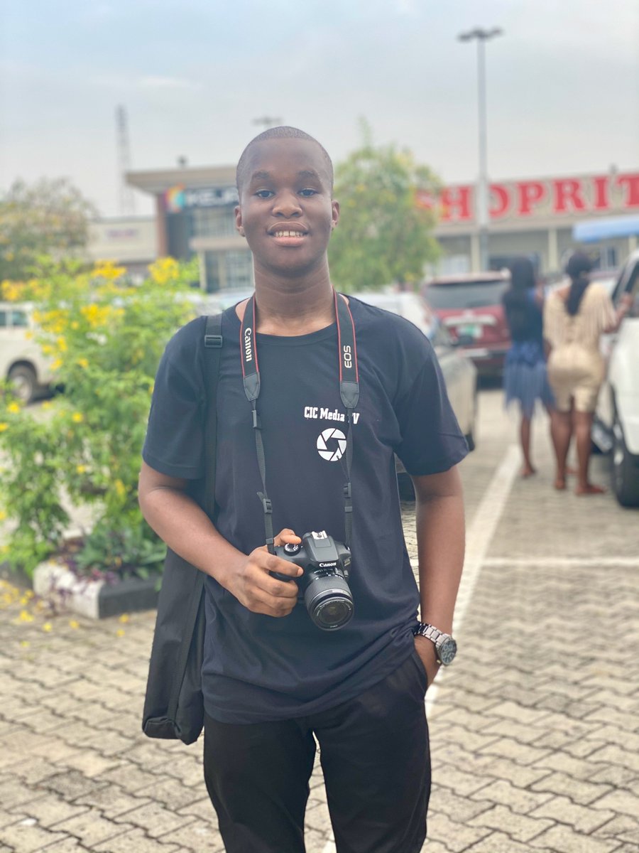 eni4sure's tweet photo. Doing the Lord's work @CICMediaTV 
☺️🤩🤩

#leader #media #crew #cicmediatv https://t.co/niHpxnyiJK