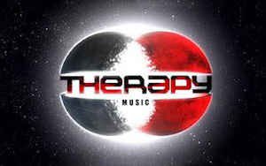 Kaaris qui signera sur le label AZ via therapy Music sortira son premier album « Or Noir » fin 2013!Et rien qu’en regardant la pochette, sur laquelle Le double A apparaît massif, tapit dans le noir, prêt à bondir, on comprend déjà qu’il n’y aura pas de featuring avec Vitaa!!