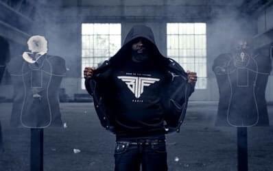 Un rappeur capable d’utiliser des références qui pourraient avoir l’air enfantines ou ringardes mais qui a son contact se transforment en punchlines hardcores!