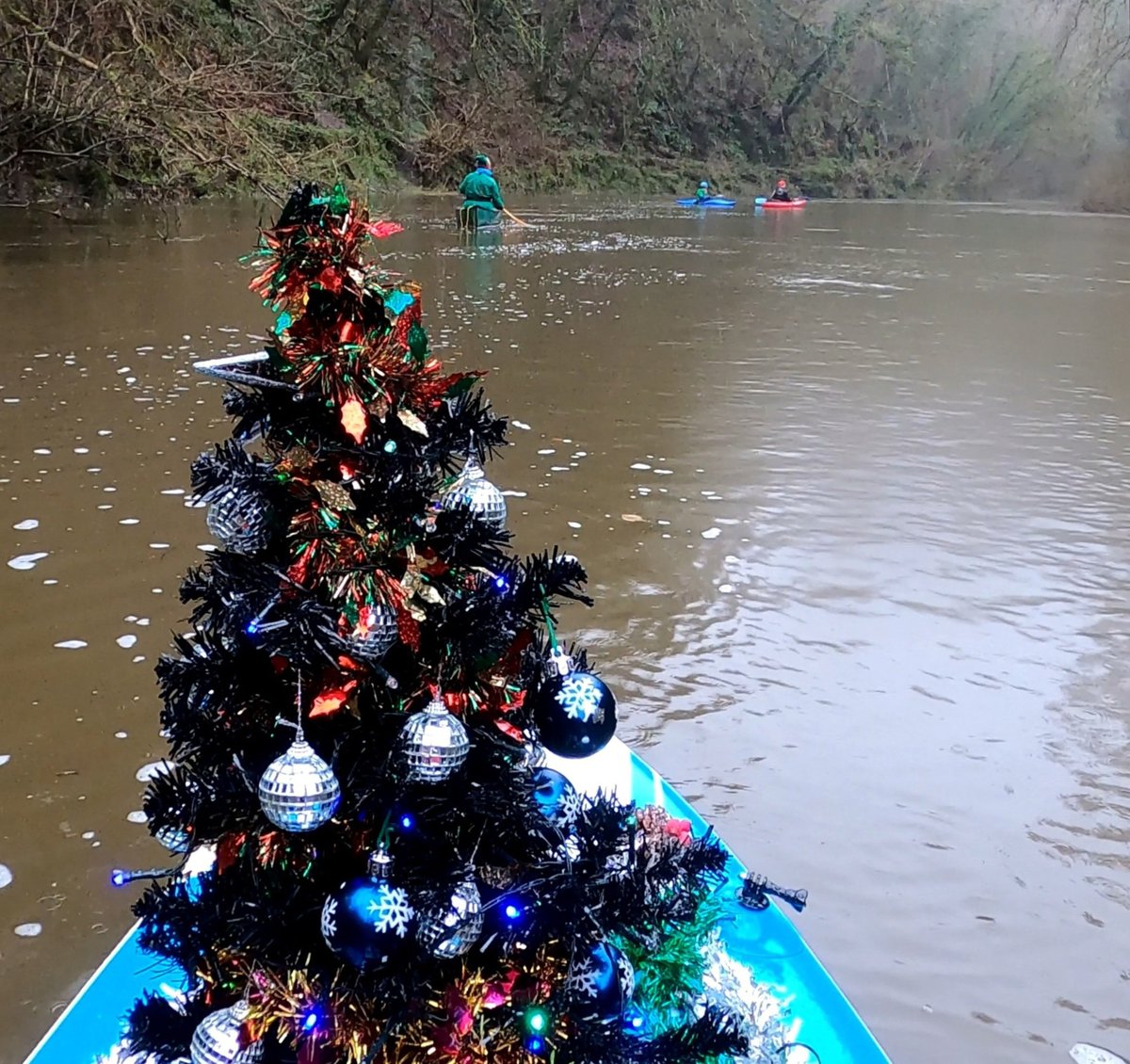 Clare_Rutter's tweet photo. Here's Team Teifi on our @PrideSportsUK Festive 5K paddle! A rainy but mild day on the beautiful river Teifi raising over Β£200 for @Genderintell
Clare Rutter
@BritishCanoeing #ShePaddles Ambassador for @CanoeWales
#PrideSports #FestivePrideRun #ShePaddles #ShePaddlesCymru https://t.co/Cytw0TPydh