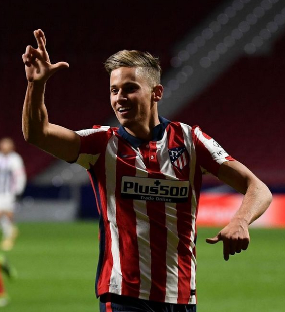 THREAD : La Trajectoire n°1 : Marcos LlorenteRepositionné par Diego Simeone à un poste plus offensif, Marcos Llorente est sans doute l'une des plus grosses surprises de l'année 2020. Qu'en est-il de son parcours en tant que joueur professionnel ? Son évolution ? 