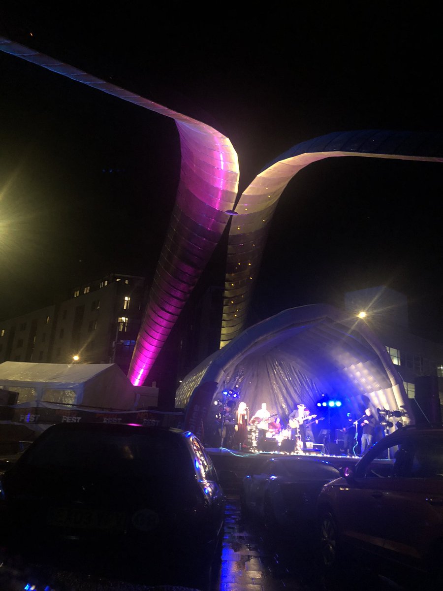 At #CovMotoFest carol concert in the bubble of the car. Live music for Christmas. Fab !!!