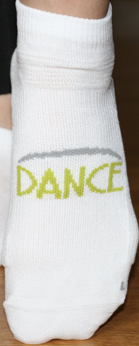 DANCE_EPS tweet picture