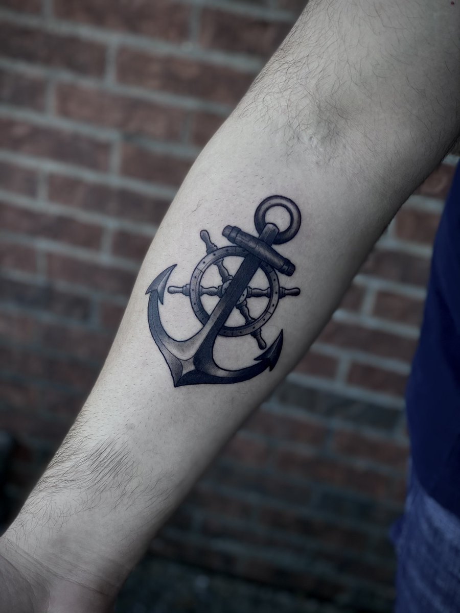 Here’s some black and grey! I rarely do it, but I love it when I get the chance