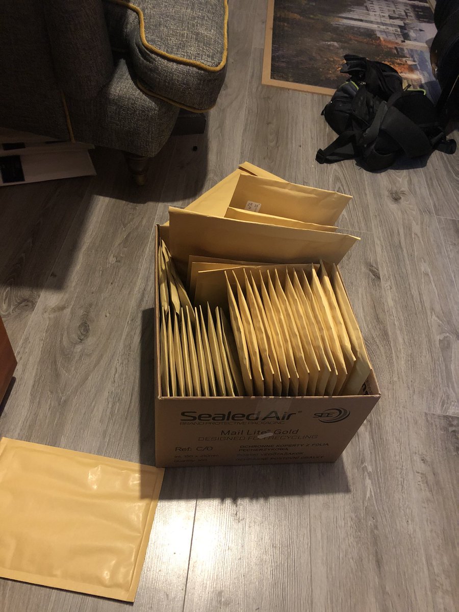 CD’s of ‘Irlandalucía’ ready to go off in the morning to USA, Japan, Switzerland, Australia, Spain, UK and all around Ireland. 
Thanks everyone! This experience is making this year a lot less horrible
🙏🙏🙏
#supportartists