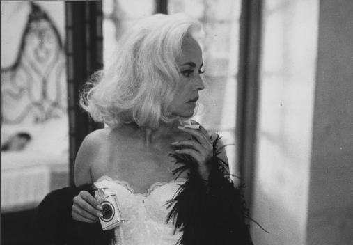 maureenfosterX's tweet photo. #JeanneMoreau #ClaudeMann #BayOfAngels #Nice #France @HFA_theater #JacquesDemy #MichelLeGrand #French @cinema @MidCenturyCinem https://t.co/yVFpJlVE6C