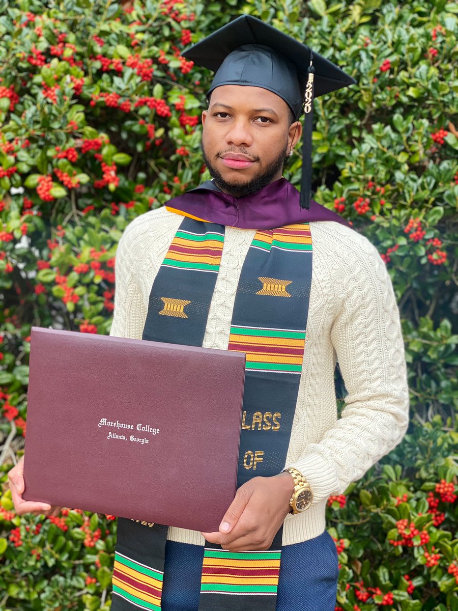 1DonVee's tweet photo. No more school for me ✌🏾 #MorehouseAlum #NCATAlum #BlackEngineers #HBCUGrad https://t.co/PCzEiLBTqu